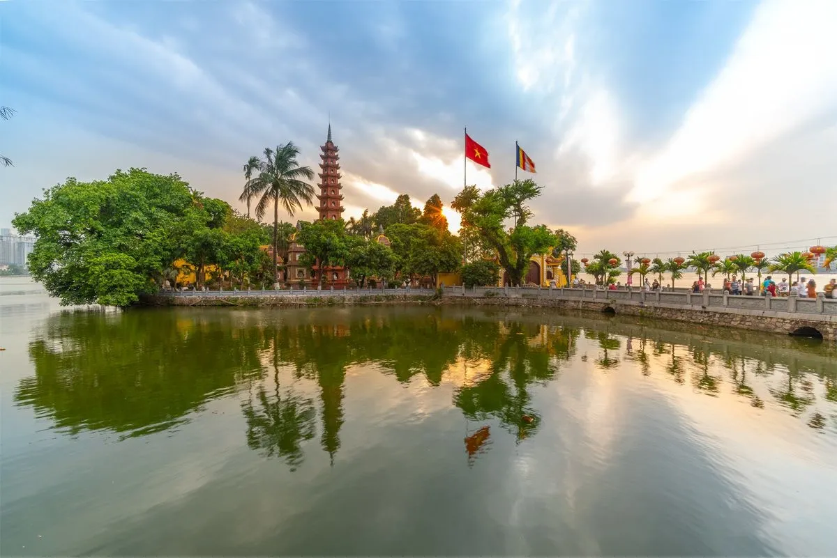 Vietnam travel highlight 3